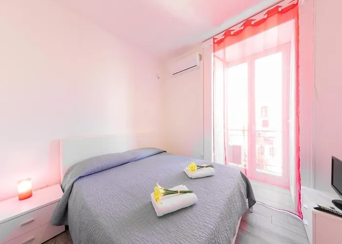 Ester 아파트 체팔루